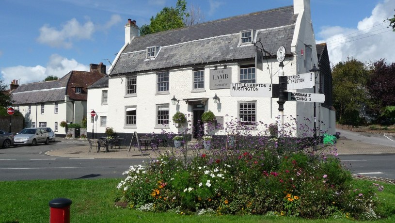 The Square, Angmering