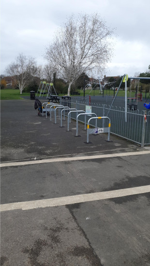 Photo_of_Cycle_Hoops_-_Russett_Play_Area.jpg